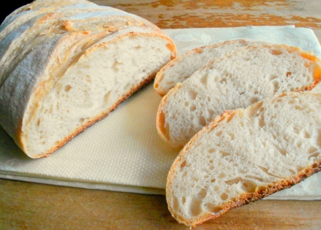 kuchnia toskanii, chleb toskański, co przywieźć z Toskanii, co kupić w Toskanii, chleb bez soli, chleb z Toskanii